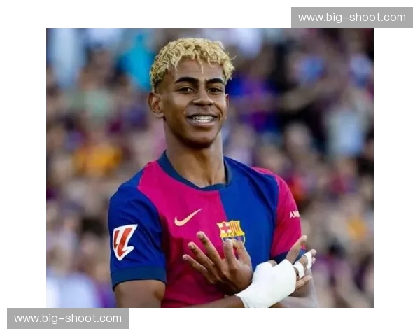 巴萨官方推特发布重磅消息引发球迷热议新赛季目标明确